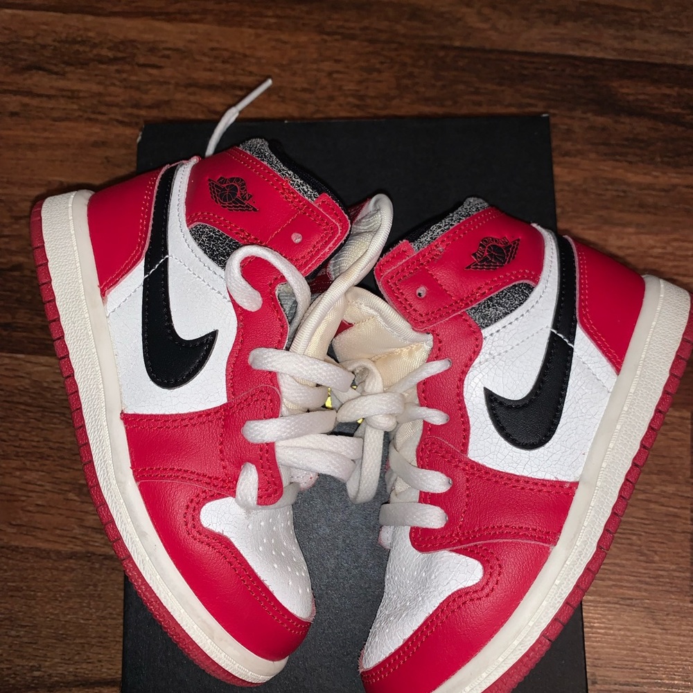 Lost and found Jordan 1 9c